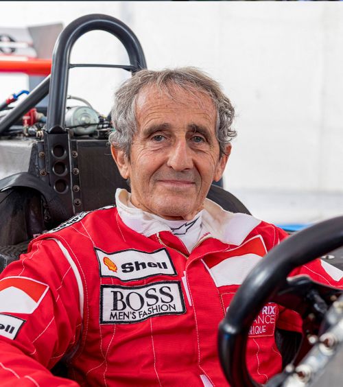 Alain Prost, victima unui jaf  Fostul mare pilot de la Ferrari a fost   rănit în propria casă  » Fiul său, obligat să deschidă un seif