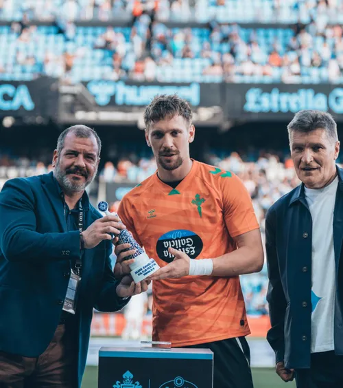 Radu, cel mai bun jucător  Portarul român, premiat de   Celta Vigo  după un sezon de vis în Spania