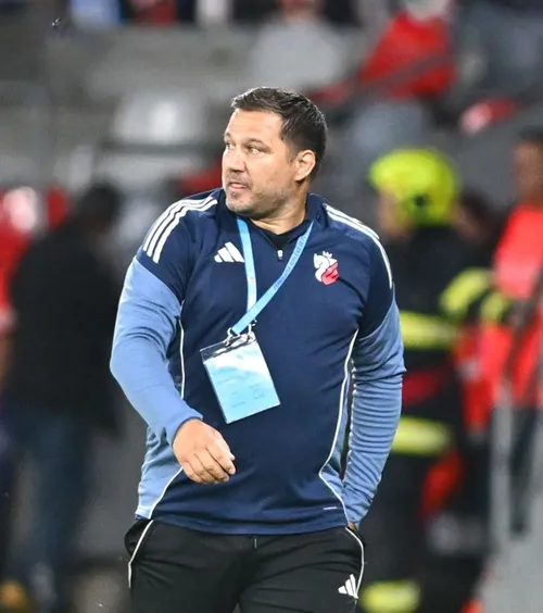 Croitoru a pus tunurile pe Kovacs     Acuză arbitrajul  după eșecul cu FCSB: „E greu să mai prosteşti în ziua de azi!”