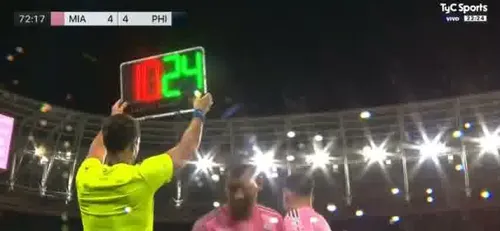 Lionel Messi a cerut să fie schimbat în partida cu Philadelphia Union. Foto: Captură, TyC Sports