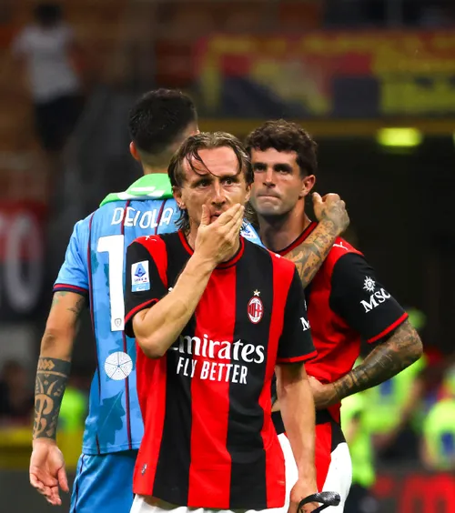 AC Milan, colaps total!  Rossonerii au ratat calificarea în Champions League! Urmează schimbări majore la club!   Ibrahimovic, escortat de furia fanilor!