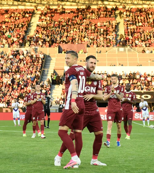Noul decar de la CFR Cluj  Ce jucător va moșteni numărul 10 la formația clujeană, după   retragerea lui Ciprian Deac