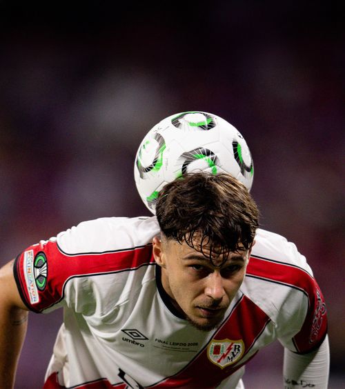 Rațiu, apreciat de UEFA  Distincția primită de român, la o zi după ce Rayo a pierdut   finala Conference League