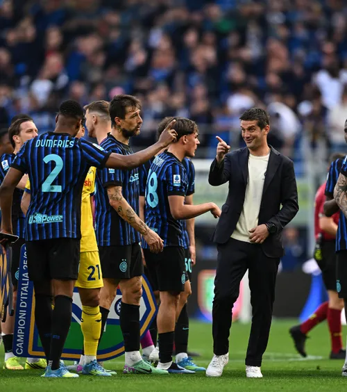 Efectul Chivu la Inter  Valoarea clubului a crescut   cu 25% față de anul trecut!  Topul celor mai valoroase formații din lume