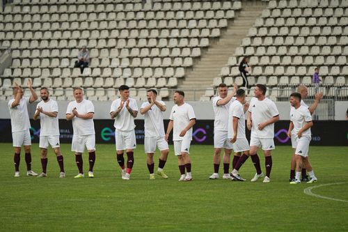 UEFAntasticii, meci aniversar pe stadionul Arcul de Triumf. FOTO GOLAZO (19).jpeg
