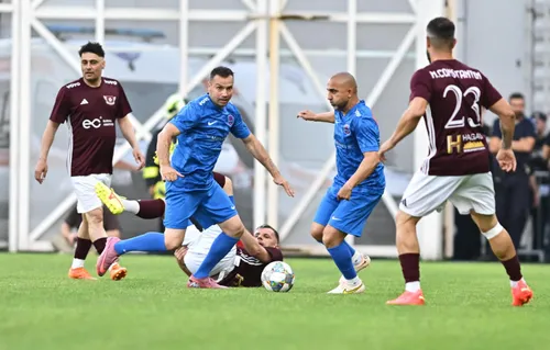 UEFAntasticii, meci aniversar de pe stadionul Arcul de Triumf. FOTO GOLAZO (6).jpeg