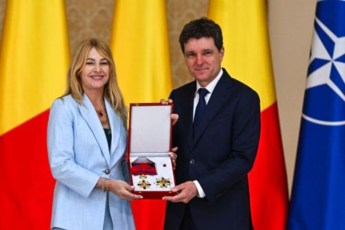 Nadia Comăneci, decorată de Nicușor Dan cu Ordinul Naţional „Steaua României” în grad de Mare Cruce FOTO Raed Krishan GOLAZO (8).jpg