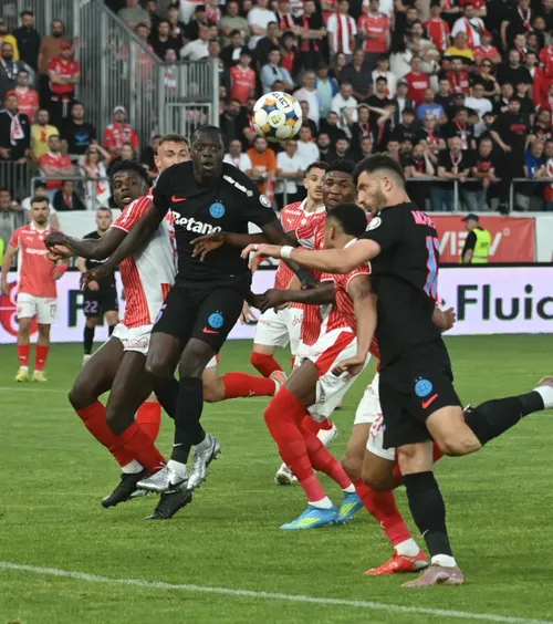 Dorit în Turcia   Starul lui FCSB ar putea deveni   coleg cu un „tricolor”