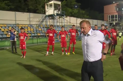 Dorinel Munteanu, conflict cu fanii după ce Hermannstadt a retrogradat. Foto: captură Orange Sport