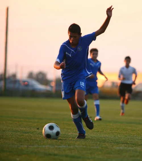 Florinel Coman a fost golgheter la juniori (foto: academiahagi.ro)