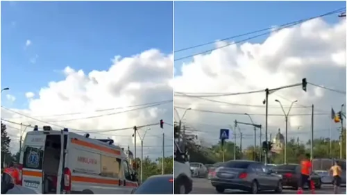 VIDEO | Un bărbat a „evadat” din ambulanță în timp ce aceasta era prinsă în traficul din Capitală. Jandarmii l-au prins
