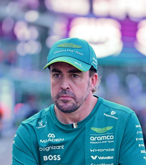 Fernando Alonso, zi de coșmar    FOTO.  Ce l-a enervat pe pilotul Aston Martin vineri, la Monaco:   „Cele mai slabe!  E un subiect complicat”