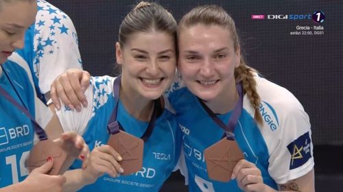 CSM București a câștigat medalia de bronz în Liga Campionilor FOTO Captură Digi Sport  (4) (Custom).jpg
