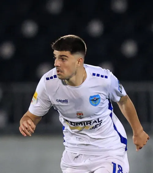 Probleme pentru FCSB  Sârbii anunță că   Stefan Pirgic  ar fi bătut palma cu altă echipă: „Ofertă de nerefuzat”