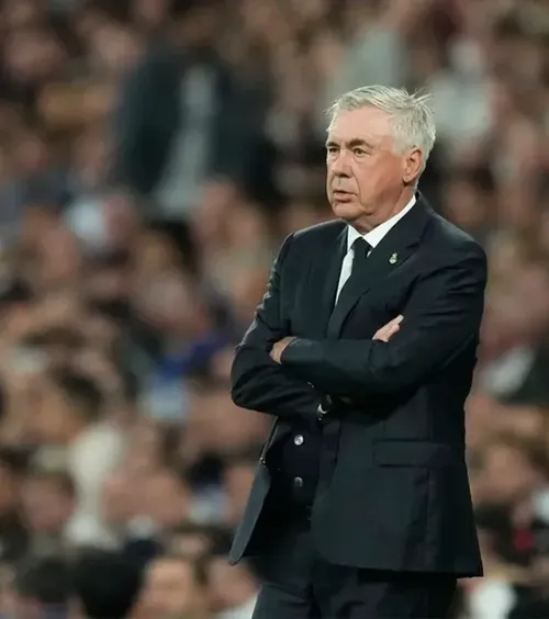 Probleme mari pentru Ancelotti  Selecționerul Braziliei a rămas fără   singurul fundaș dreapta  din lot » Cine i-a luat locul
