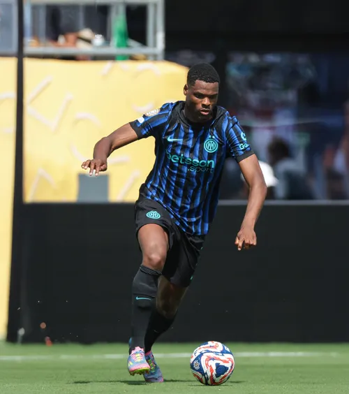 Perez, promisiune îndeplinită    Denzel Dumfries  a semnat cu Real Madrid » Toate detaliile contractului
