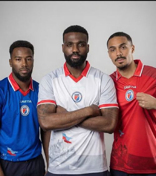 Echipament interzis de FIFA    FOTO.  Decizia a fost luată cu o zi înainte de startul Mondialului: „Au solicitat   modificarea designului”