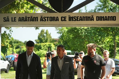Nuno Campos a fost prezentat oficial la Dinamo. Foto: GOLAZO.ro / Iosif Popescu