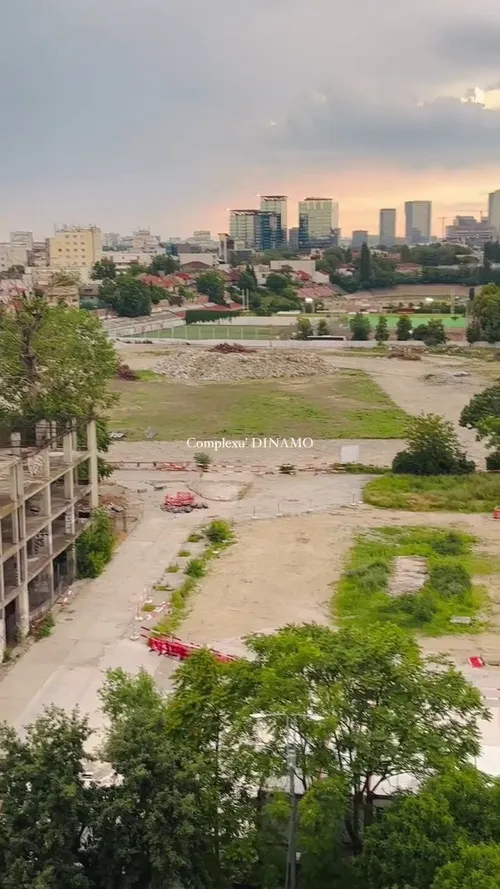 Crește iarba pe șantierul Dinamo     VIDEO+FOTO  Imagini recente de pe arena semi-demolată arată că nu s-a mai lucrat deloc:   „În 2037 îl termină!”