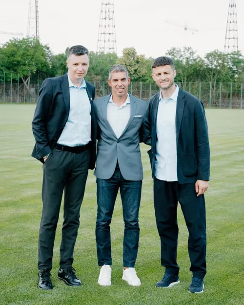 „Vor urma transferuri”   Andrei Nicolescu a ieșit de la   prezentarea noului antrenor al lui Dinamo  și a făcut o postare specială: „A început cu multe luni în urmă”