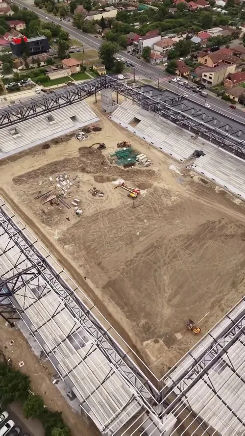 Stadion Eroii Timisoarei Captura FB Ruben Latcau (12).jpg