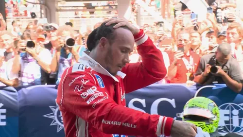 Hamilton a spart gheața!    FOTO.  Copleșit de emoții după   prima victorie  pentru Ferrari: „E ceva diferit acum” + Antonelli și Leclerc au abandonat pe final