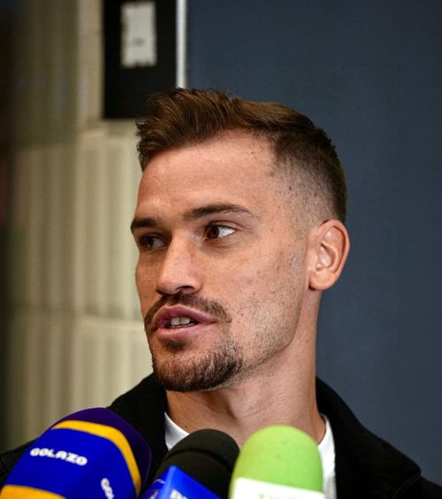 Olaru a plecat în Belgia    VIDEO.  Fostul căpitan al FCSB, declarații pe aeroport:   „Am nevoie de altceva.  Am spus clar «Da»!”