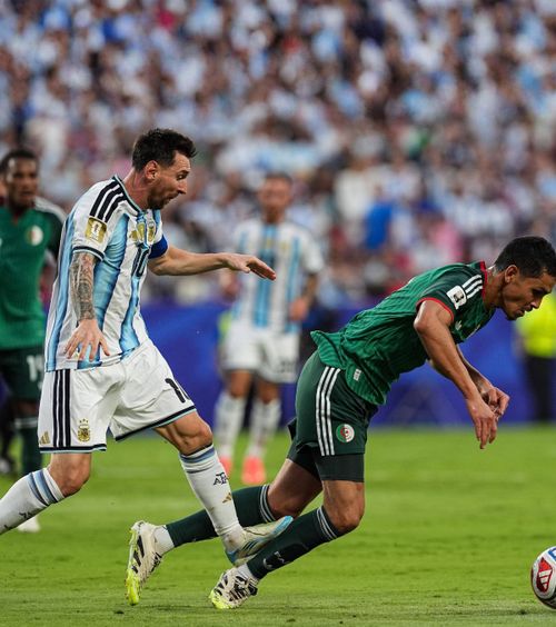 Tratament preferențial pentru Messi?    FOTO.  Faza care a aprins internetul: „Dacă era altcineva,   ar fi fost eliminat!  ”. Ce spun specialiștii