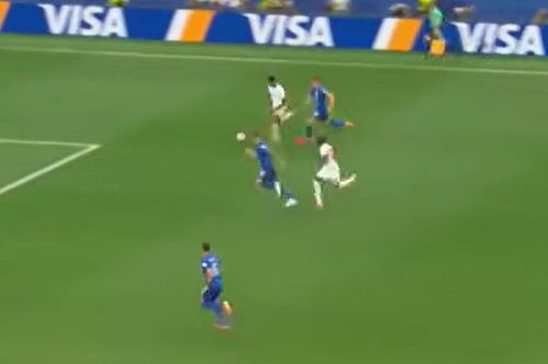 Bellingham a avansat multt prea ușor la golul de 3-2. Croați din centru n-au dublat, au rămas amândoi la Madueke