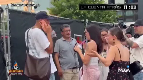 Borja Iglesias nu a putut intra imediat în zona de antrenament a naționalei Spaniei. Foto: Captură „X”, @elchiringuitotv
