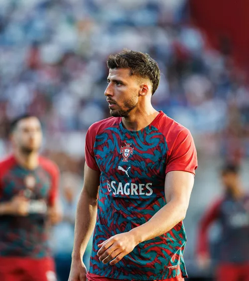 Ruben Dias, la Real Madrid?    Răspunsul misterios  al fundașului portughez: „Ești întrebat, răspunzi” + Îl apără pe Cristiano Ronaldo