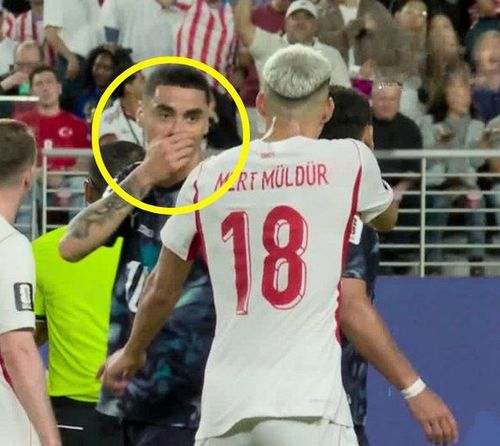 Almiron i-a spus ceva lui Mert cu mâna la gură și a fost eliminat la Turcia - Paraguay. Fotografii: Imago+capturi TV