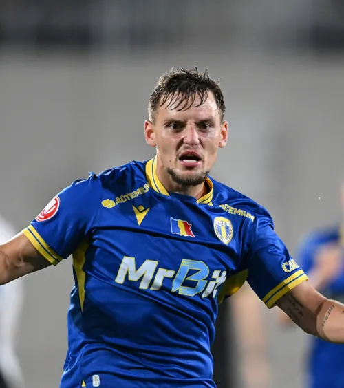 Mutare neașteptată  Prima campioană a Belgiei   transferă un român  din Liga 1