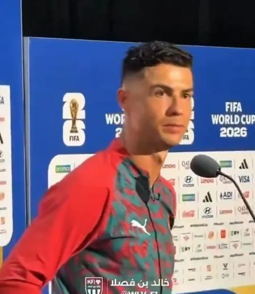 Ronaldo a ignorat un jurnalist care l-a întrebat despre golurile lui Messi. Foto: captură X/@Crackbol10