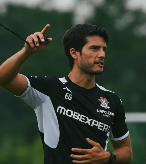 Rapid, transfer de la Genoa  Giuleștenii l-au prezentat deja.   Ce poziție va ocupa