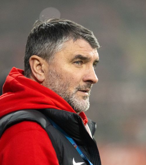 Mihalcea n-a stat pe gânduri  Întrebat dacă vrea să meargă la   Dinamo,  tehnicianul a răspuns imediat: „M-am schimbat”