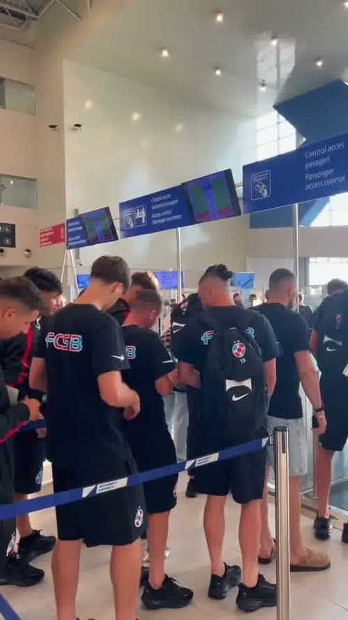 FCSB a plecat în cantonamentul din Țările de Jos. Foto: Facebook / FCSB