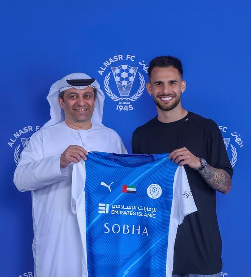 Marius Marin a semnat     FOTO.  Românul   și-a găsit echipă,  după ce transferul la Sevilla a picat: „De aceea am ales acest club”