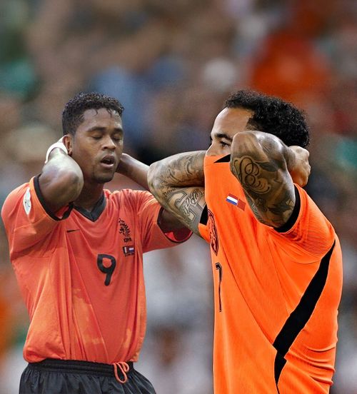 Ghinion repetat după 26 de ani    FOTO.     Justin și Patrick Kluivert  au ratat incredibil de la 11 metri la un turneu final, în același mod!