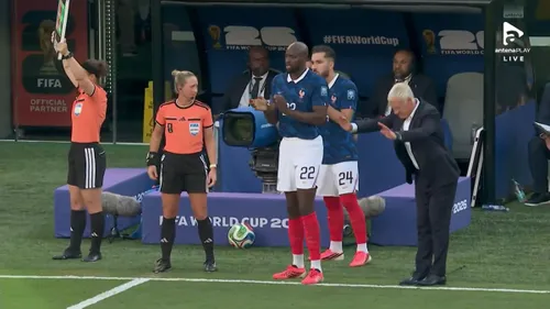 Didier Deschamps a făcut o plecăciune în fața lui Kylian Mbappe FOTO Antena Play