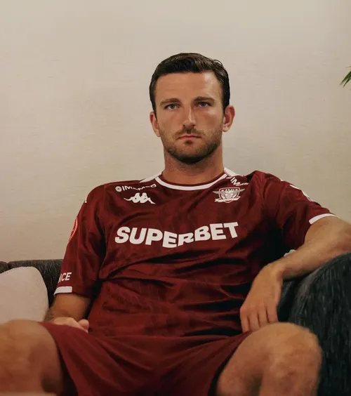 „Voi rămâne același”    Lars Kramer,  pregătit să preia banderola de căpitan la Rapid: „Sunt genul de lider” » Ce spune despre pregătirea cu Daniel Pancu