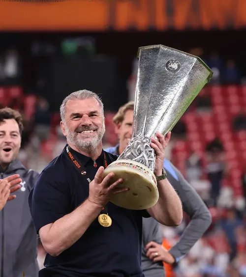Ronaldo are un nou antrenor  Al-Nassr l-a prezentat pe Postecoglou, tehnicianul alături de care Tottenham   a câștigat Europa League