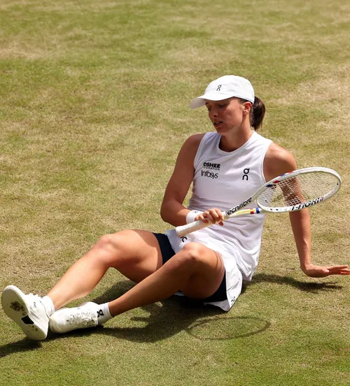 Surpriză uriașă la Wimbledon   Iga Swiatek, campioana en-titre,   eliminată în turul 3  de „Manny Pacquiao din tenis”
