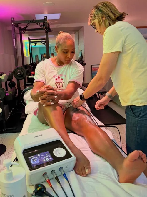 Genunchiul Serenei Williams, după accidentarea din meciul cu Maya Joint / foto: instagram.com