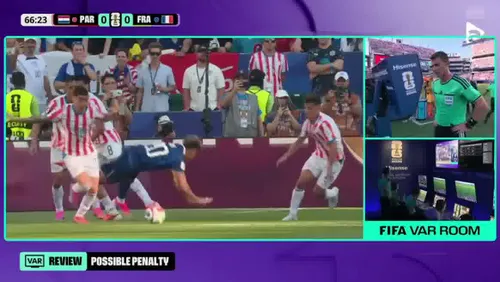 Penalty-ul obținut de Desire Doue și transformat de Kylian Mbappe în meciul cu Paraguay. Foto: captură YouTube / @AntenaPLAYRo