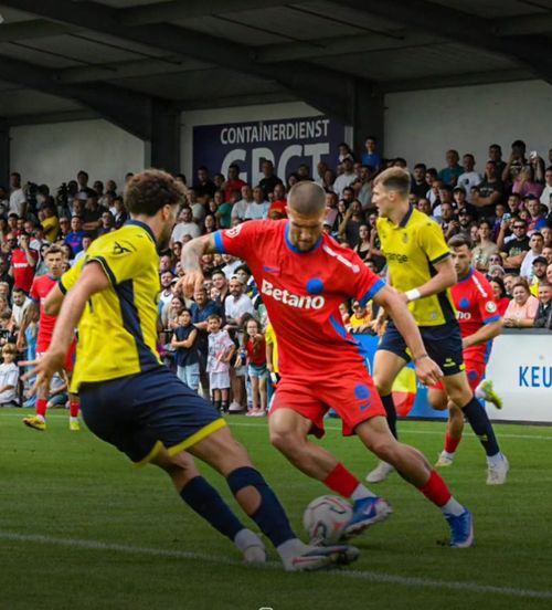FCSB, înfrângere la scor  Roș-albaştrii au fost   umiliți de Union SG!  Olaru a fost titular în fața fostei sale echipe