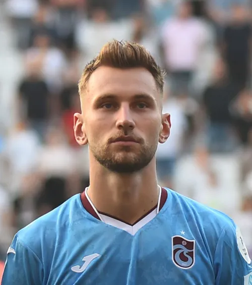 Denis Drăguș s-a decis!  Unde vrea să joace atacantul dorit cu insistență de FCSB.   Care e obiectivul său