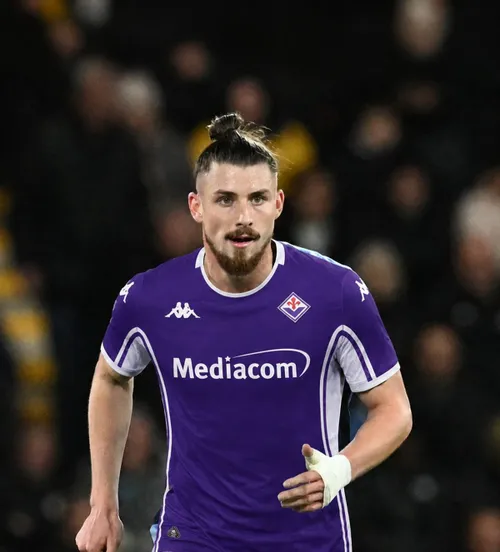 Noi detalii despre Drăgușin  Cât va încasa internaționalul român   la Fiorentina    + clauza de la a 22-a prezență
