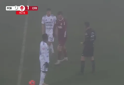 Faza suspectă din Botoșani - CFR în care Djokovic vede cartonașul galben. Foto: captură YouTube