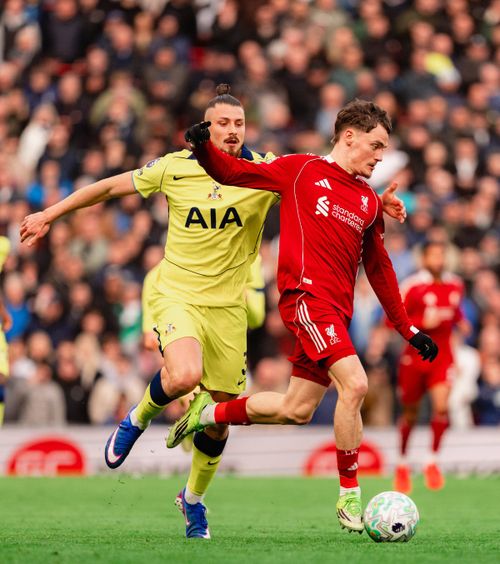 De ce a eșuat Drăgușin!  5 motive pentru care   „tricolorul” nu a reușit la Tottenham  și în Premier League
